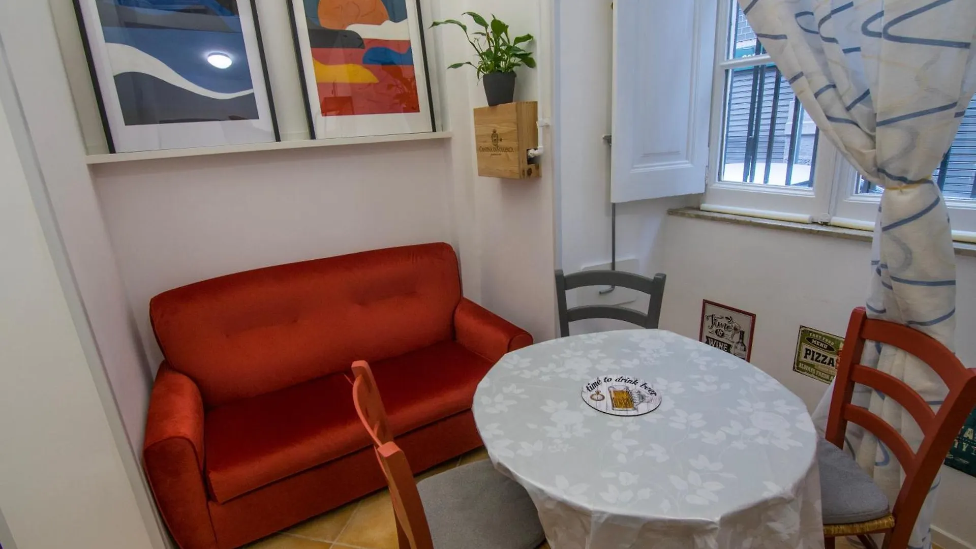 Duomo Porto University Suite Naples